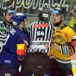 VIDEO: Drtivá prohra Motoru, konec domácí série a nejmladší brankář klubové historie