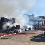 Fotoreportáž hasičů z požáru v papírnách Větřní