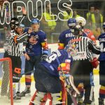 VIDEO: Pardubice poprvé padly! Vyprodaná Budvar aréna tleskala první výhře Motoru v play off