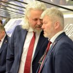 VIDEO: Pardubice poprvé padly! Vyprodaná Budvar aréna tleskala první výhře Motoru v play off