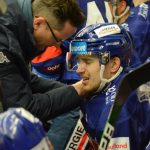 VIDEO: Pardubice poprvé padly! Vyprodaná Budvar aréna tleskala první výhře Motoru v play off