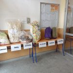 Na milevském gymnáziu probíhá krajská materiální sbírka. Přispěli do ní i hokejisté