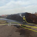 Hasiči měli o víkendu opět napilno. Zasahovali u více než tří desítek požárů