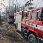 Hasiči měli o víkendu opět napilno. Zasahovali u více než tří desítek požárů