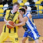 Nekompletní Sršni vydřeli v rozhodujícím duelu postup
