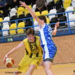Nekompletní Sršni vydřeli v rozhodujícím duelu postup