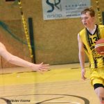 Nekompletní Sršni vydřeli v rozhodujícím duelu postup