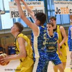 Nekompletní Sršni vydřeli v rozhodujícím duelu postup