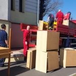 Hasiči přivezli nábytek pro ukrajinské uprchlíky