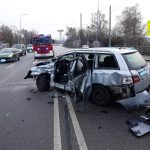 FOTO: Žena už při vyproštění z havarovaného auta nejevila známky života