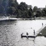 V milevském Komunitním centru se nad starými fotografiemi města vzpomínalo