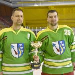 VIDEO: Hokejové Drahonice slaví titul okresního přeborníka