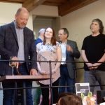 Aukce pro Ukrajinu nabídla v Šatně 18 obrazů. Každý z nich našel svého kupce