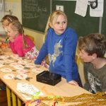 V chyšecké škole přivítali jaro a ukrajinské spolužačky