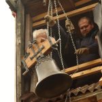 VIDEO: Takhle se vrátily zvony do kostela na Podsrpu
