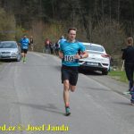 Velikonoční běh navštívili hvězdní běžci z celého kraje. Broušené vázy za vítězství odvezli Vaš a Šindelářová do Budějovic