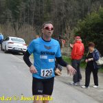 Velikonoční běh navštívili hvězdní běžci z celého kraje. Broušené vázy za vítězství odvezli Vaš a Šindelářová do Budějovic