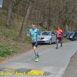 Velikonoční běh navštívili hvězdní běžci z celého kraje. Broušené vázy za vítězství odvezli Vaš a Šindelářová do Budějovic