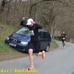 Velikonoční běh navštívili hvězdní běžci z celého kraje. Broušené vázy za vítězství odvezli Vaš a Šindelářová do Budějovic