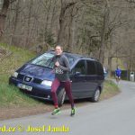 Velikonoční běh navštívili hvězdní běžci z celého kraje. Broušené vázy za vítězství odvezli Vaš a Šindelářová do Budějovic