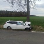 AKTUALIZOVÁNO: Tragické odpoledne na jihočeských silnicích. U obce Želeč zemřel spolujezdec, u Štěchovic řidič