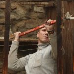 VIDEO: Dvorek knihovny ve Vodňanech se mění před očima. Dobrovolníci navlékli montérky