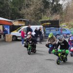Mini motorky závodily u Podolského mostu