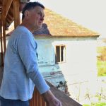 Rozpadlou tvrz v Mladějovicích jsme vzali jako výzvu, říká majitel Bernard Durych