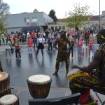 VIDEO: Blatnou roztančily africké rytmy a salsa