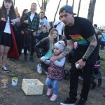 VIDEO: Čarodějnický rej přilákal do Panské zahrady stovky lidí