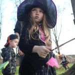 VIDEO: Čarodějnický rej přilákal do Panské zahrady stovky lidí