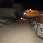Opilá řidička „zaparkovala“ v průchodu. Při hledání nemocnice zabloudila