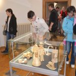 Studenti na hradě. Výstava představuje studentské práce průmyslováků z Volyně