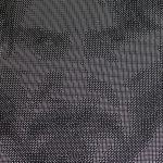 Obraz filmové postavy Johna Wicka poskládali z 20 tisíc hracích kostek