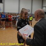 VIDEO: Tábor hostil MČR mladších žákyň ve volejbale. Titul putuje do Prahy, domácí hráčky obsadily 16. místo