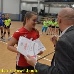 VIDEO: Tábor hostil MČR mladších žákyň ve volejbale. Titul putuje do Prahy, domácí hráčky obsadily 16. místo