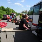 Záchranné složky zasahovaly u nehody auta s autobusem. Šlo však o cvičení