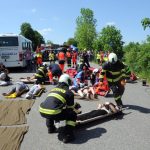Záchranné složky zasahovaly u nehody auta s autobusem. Šlo však o cvičení