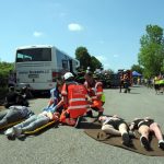 Záchranné složky zasahovaly u nehody auta s autobusem. Šlo však o cvičení