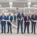 Budějovická nemocnice otevřela nové centrální operační sály a sterilizaci. Stály přes miliardu