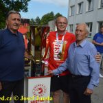 VIDEO: Aleš Krátoška představil v Táboře Masarykův pohár pro vítěze hokejové extraligy