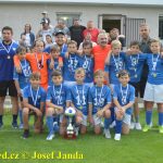 VIDEO: Žáci Táborska oslavili titul! Petřín je o pohár nepřipravil