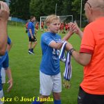 VIDEO: Žáci Táborska oslavili titul! Petřín je o pohár nepřipravil