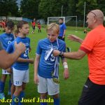 VIDEO: Žáci Táborska oslavili titul! Petřín je o pohár nepřipravil