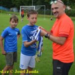 VIDEO: Žáci Táborska oslavili titul! Petřín je o pohár nepřipravil