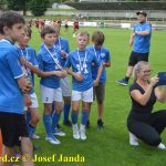 VIDEO: Žáci Táborska oslavili titul! Petřín je o pohár nepřipravil