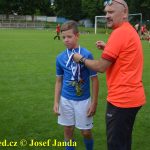 VIDEO: Žáci Táborska oslavili titul! Petřín je o pohár nepřipravil