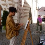 Malíři v ulicích Tábora tvořili na podporu duševního zdraví. Před Jednotou se obrazy dražily