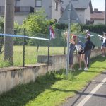 Kovářov už žije čtvrtečním mistrovstvím v cyklistice. Žáci školy vyzdobili ulice