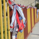 Kovářov už žije čtvrtečním mistrovstvím v cyklistice. Žáci školy vyzdobili ulice